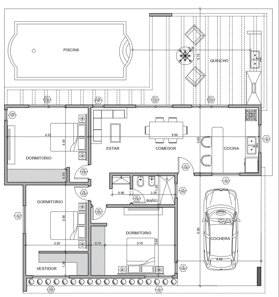 Plano arquitectónico de una casa con sala de estar, cocina, dos dormitorios, garaje y patio exterior con piscina.