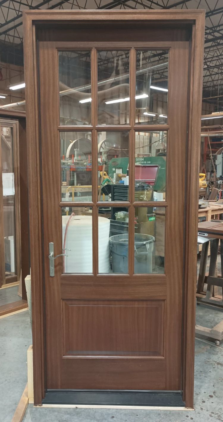 935 Emerson #29063
Mahogany door
Finished in Chappo
Multi-point lock with Emtek levers
Charlottesville, VA