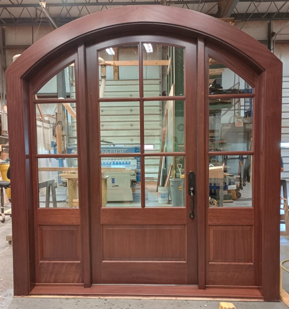 Jacobs #29171
Mahogany door with Mahogany sill
Finished in Rosewood
Westerly, RI