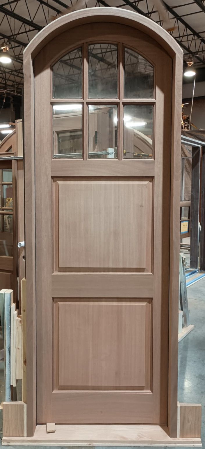KG #29051
Archtop Mahogany door with Red Oak sill
Huntington, NY