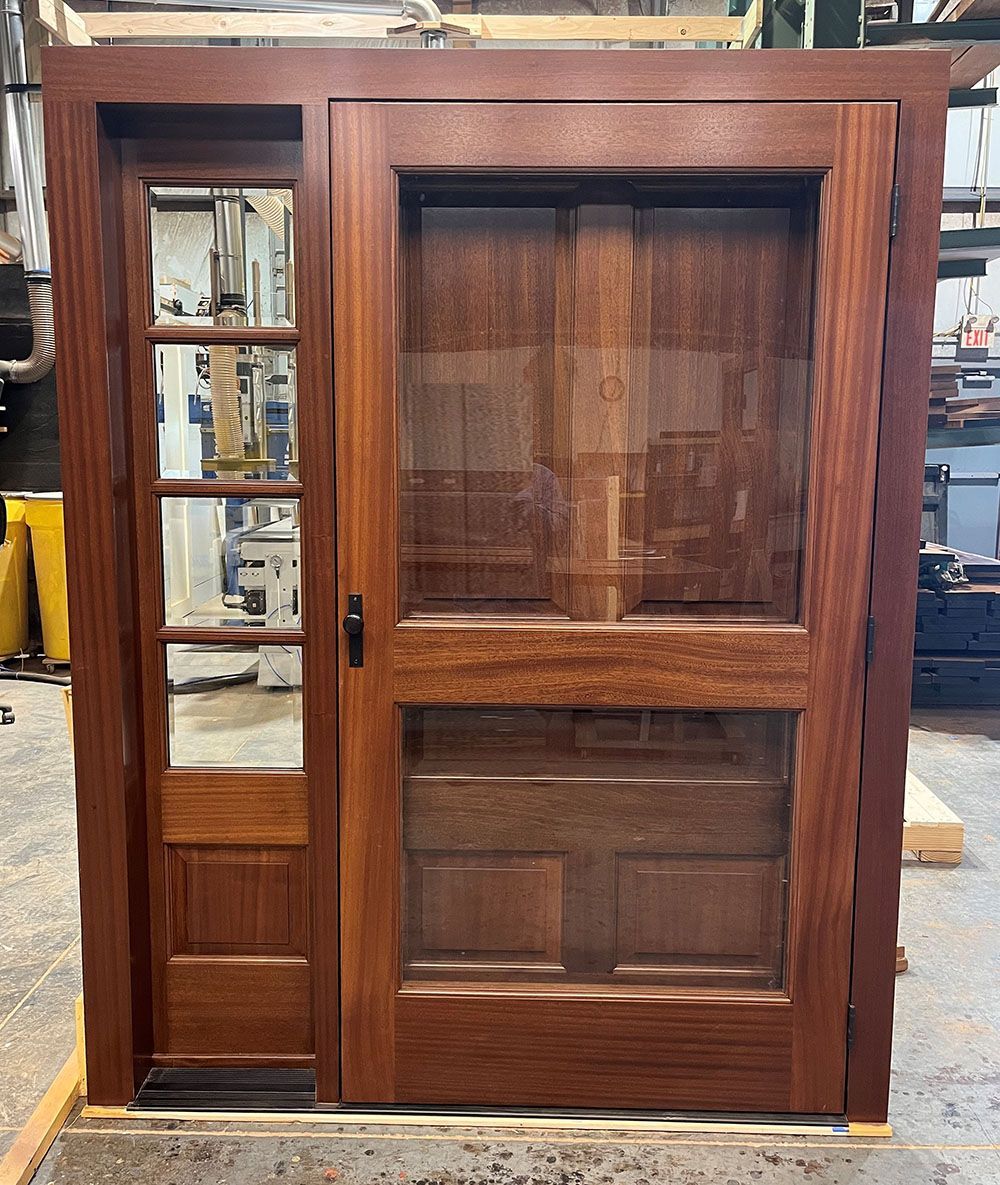 Kolb #28365
Mahogany door & storm door
Finished in Saddle