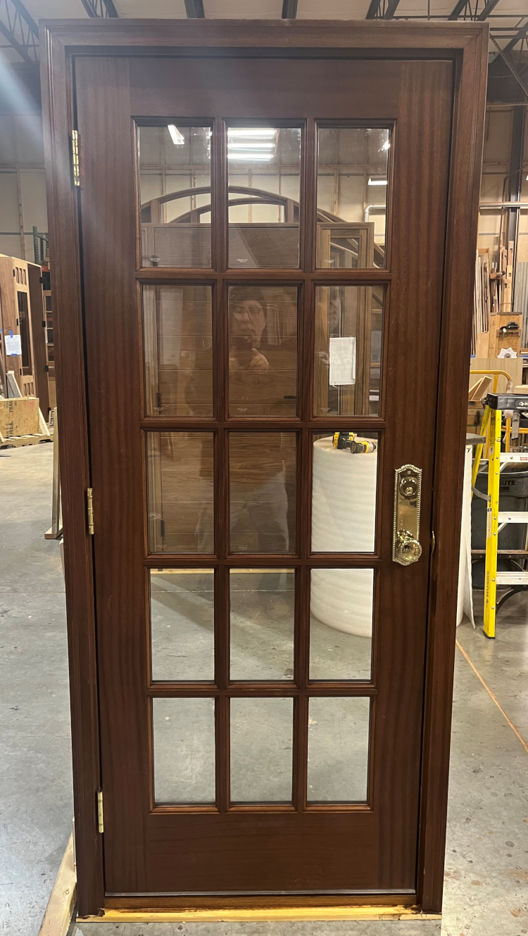 Oakley #29028
Mahogany door
Finished in Chappo
Emtek lockset
Pine Plains, NY