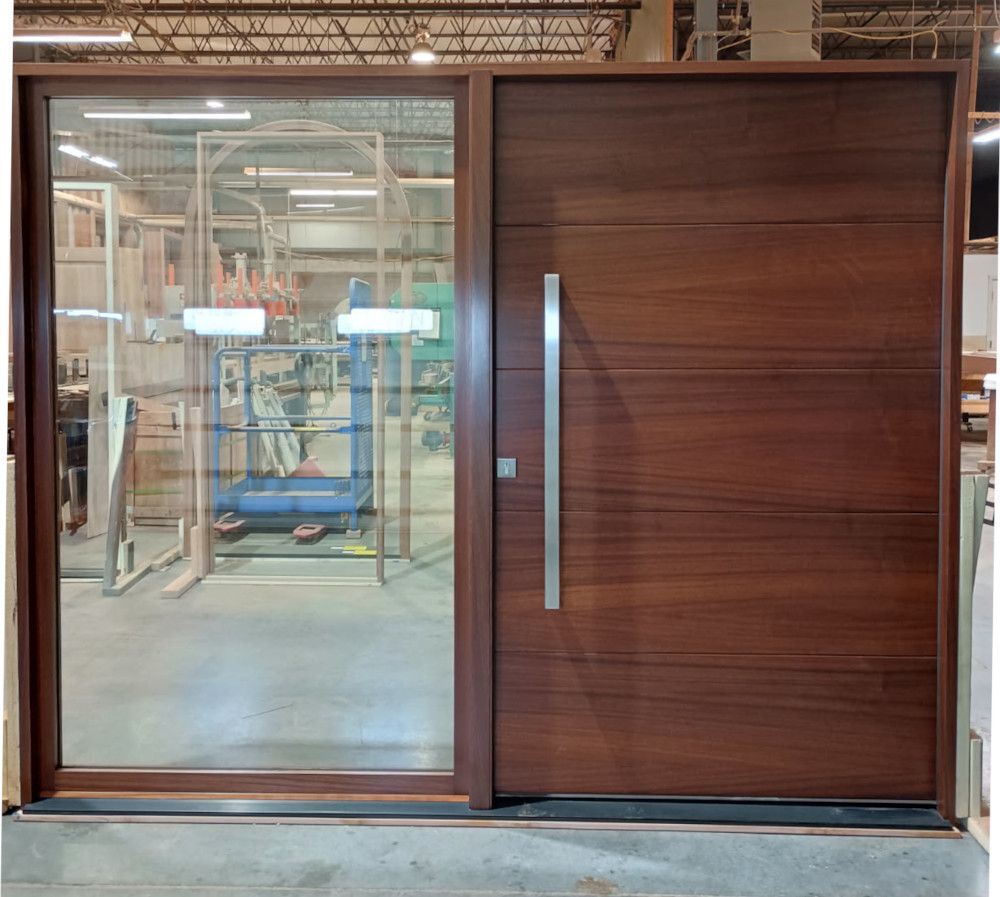 Orlins #29065
Mahogany flush door
Contemporary multi-point lock system
Customer supplied pull
Finished in Saddle
Mendham, NJ