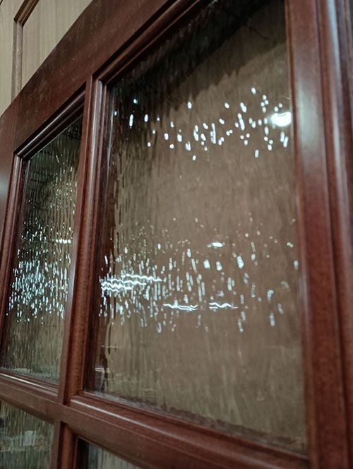 Runowski #28266
Mahogany interior door slab
Water glass
Finished in bordeaux