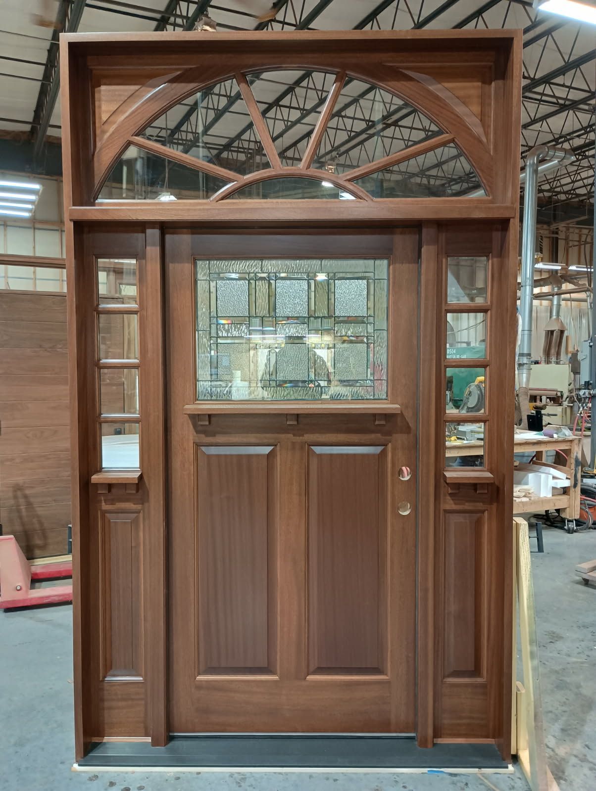 Stewart #29003
Mahogany door
Deco glass with dark patina caming
Finished in Saddle
Scarsdale, NY