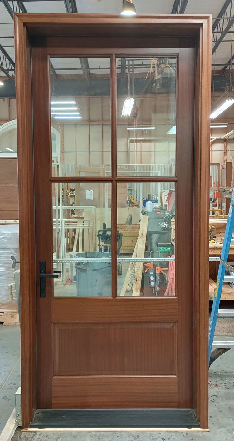 Ashley Melton #28886
Mahogany door finished in Chappo
Hoppe multi-point lock
Emerald Isle, NC