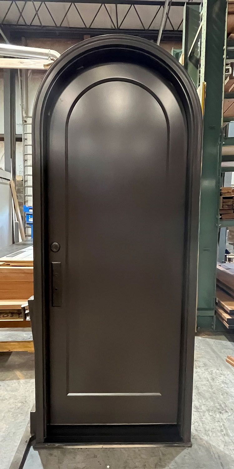 Dana #28410
Mahogany round top door
Painted BENJAMIN MOORE WILLOW CC-542