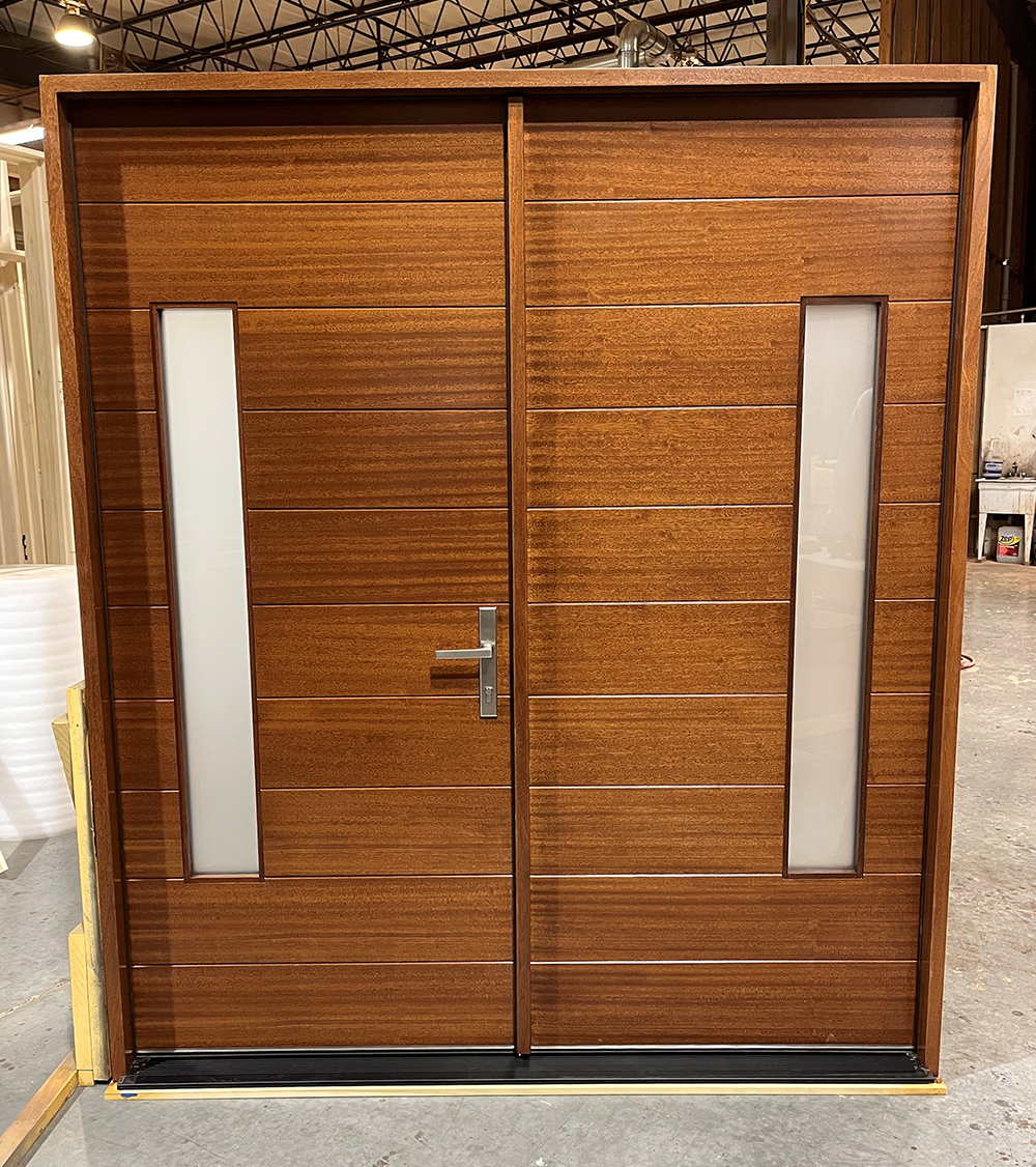 Gaines #28681
Mahogany horizontal grain double flush door
Acid etch glass
Finished in Saddle
Chappaqua, NY