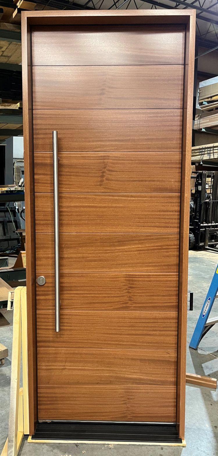 Purcell #29137
Mahogany flush door
Contemporary multi-point lock with round stainless steel pull
Finished in Honey
Bishopville, MD