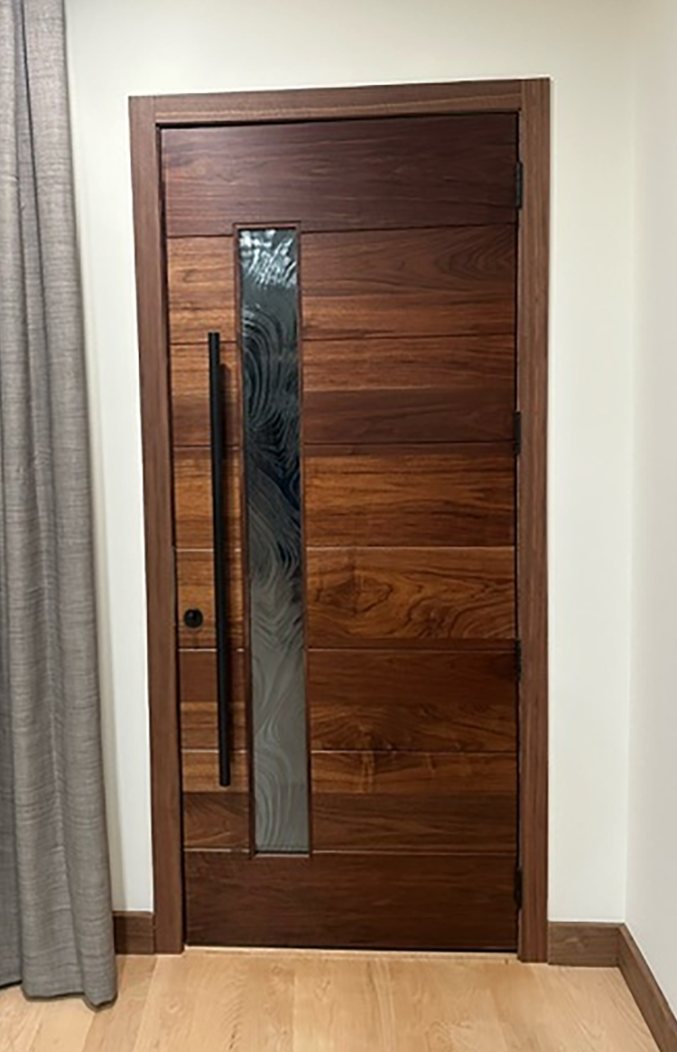 Wishart #28258
Walnut flush door  - interior view
Customer did the finishing
Clyde, NC