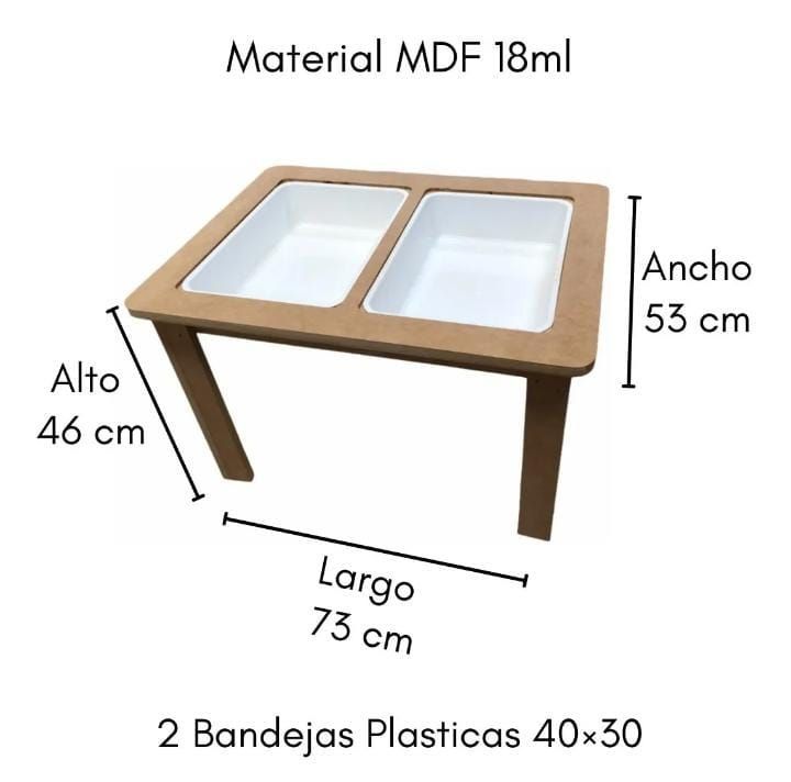 Mesa sensorial de dos recipientes con contenedores blancos rectangulares colocados sobre una superficie y patas de color marrón claro.