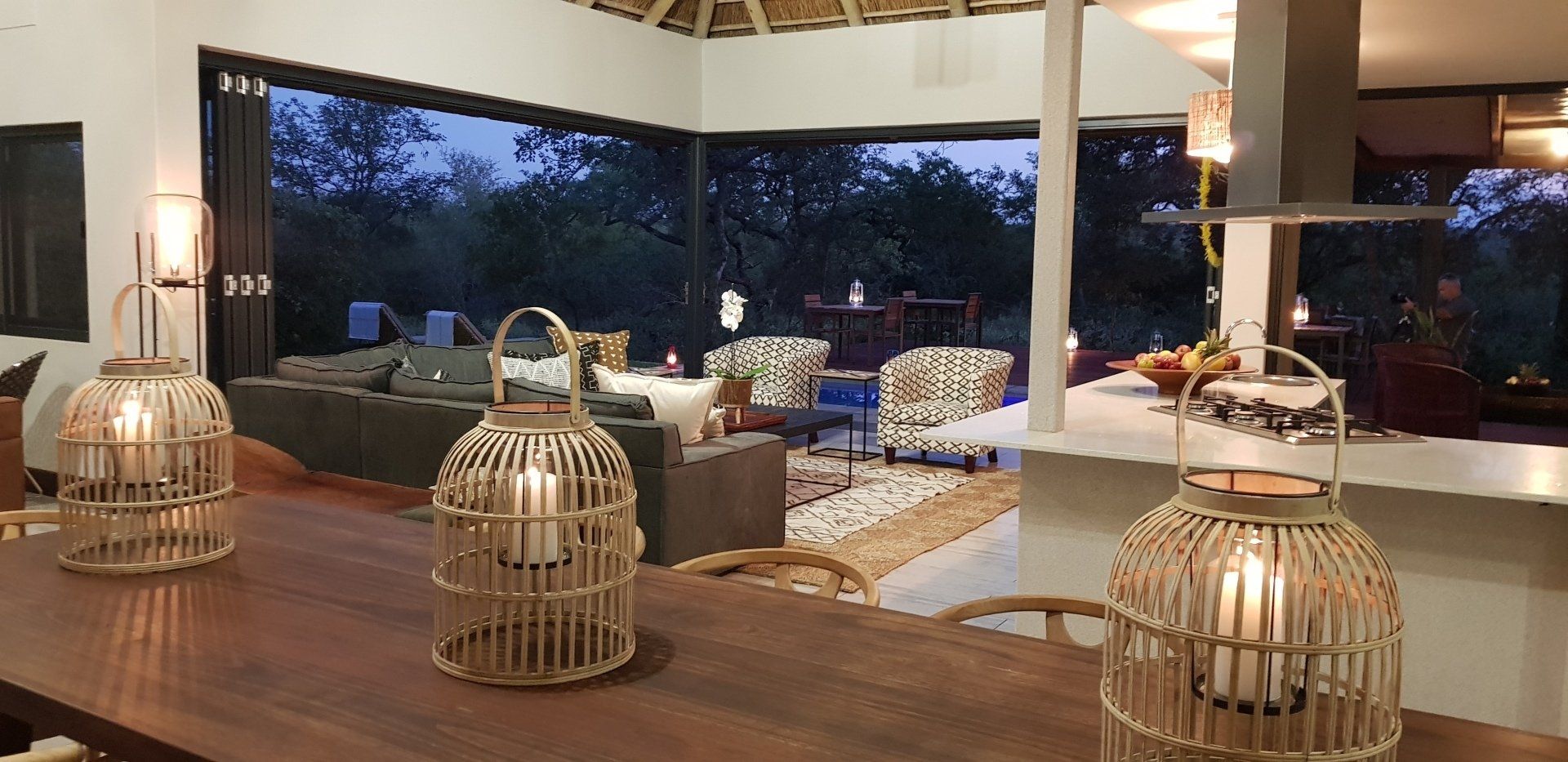 Moya Safari Villa Dining