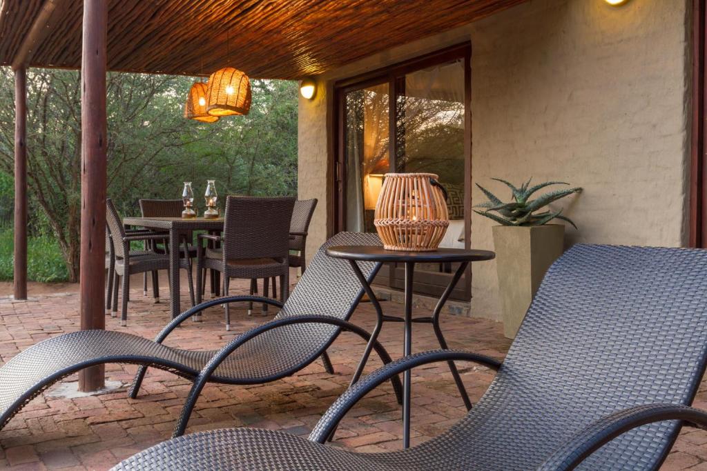 Zebra Lodge Pool Loungers