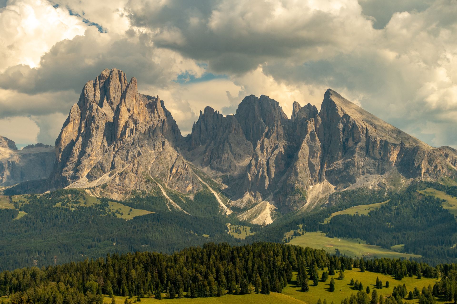 Alte Vie Delle Dolomiti