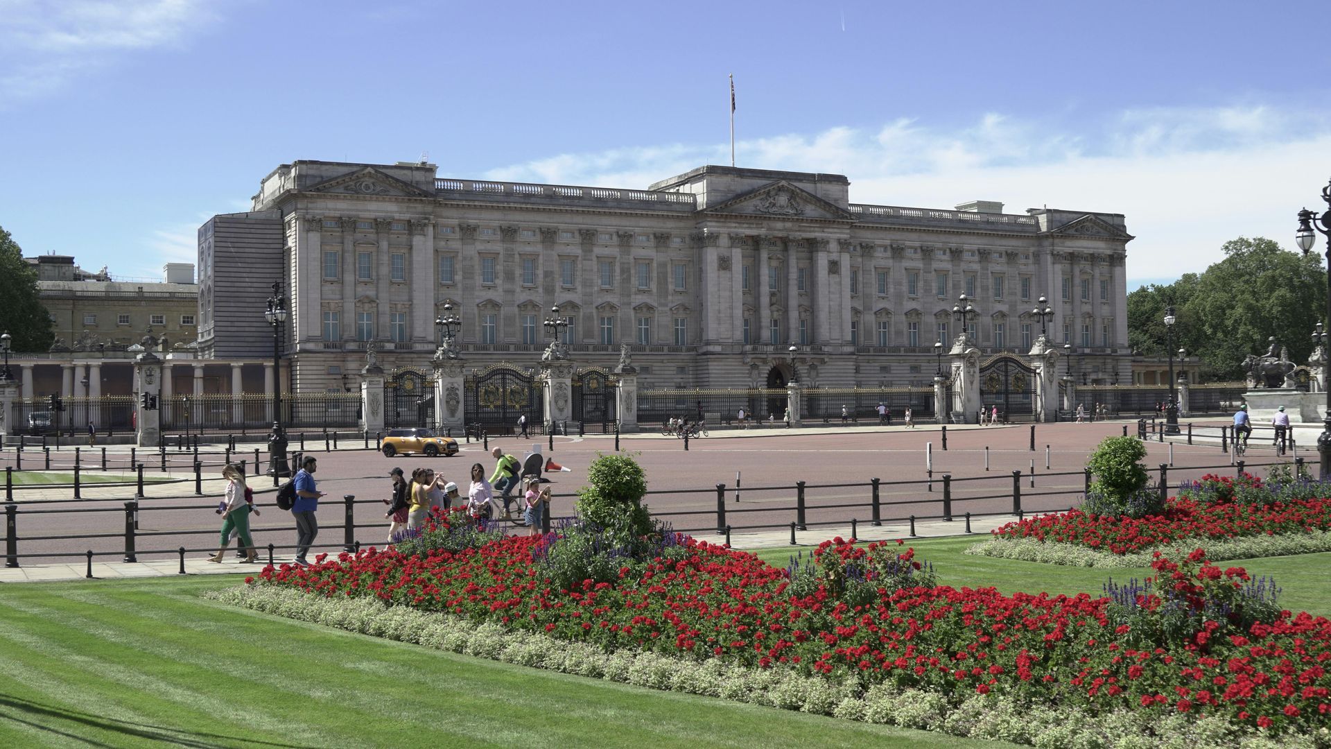 BUCKINGHAM PALACE