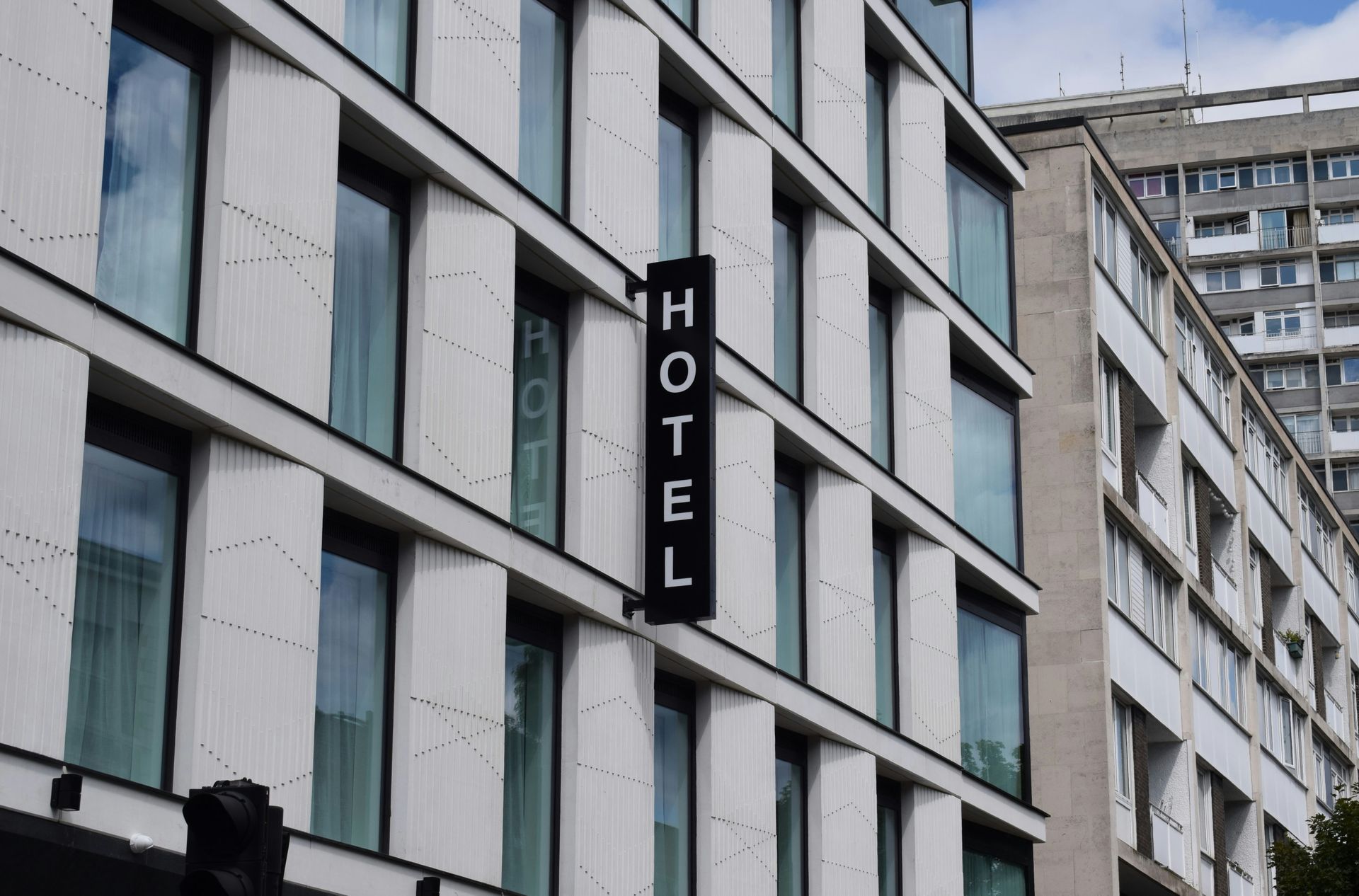 Book Your Stay Outside of Central London

