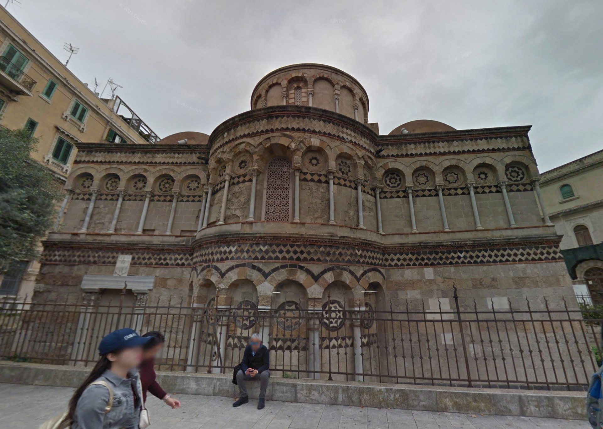 Church of Santissima Annunziata dei Catalani by Google Earth