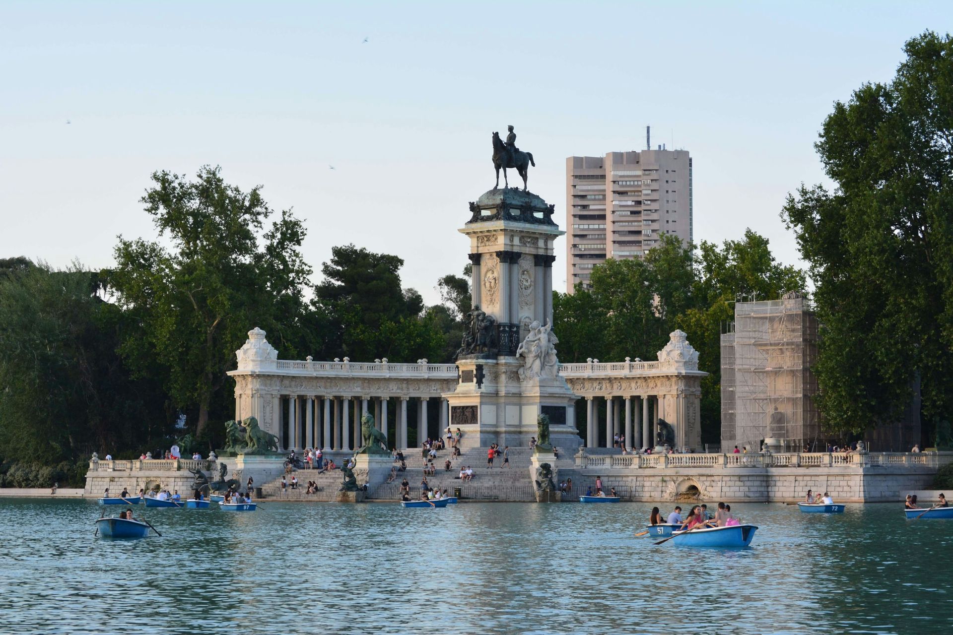 El Retiro Park