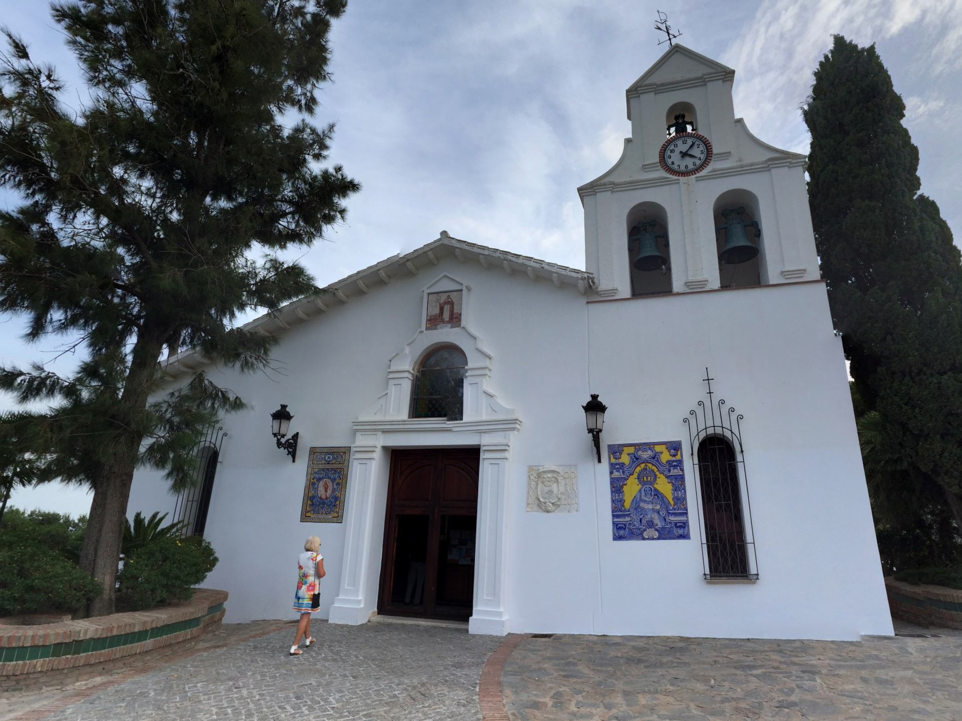 Iglesia de Santo Domingo by Google Earth