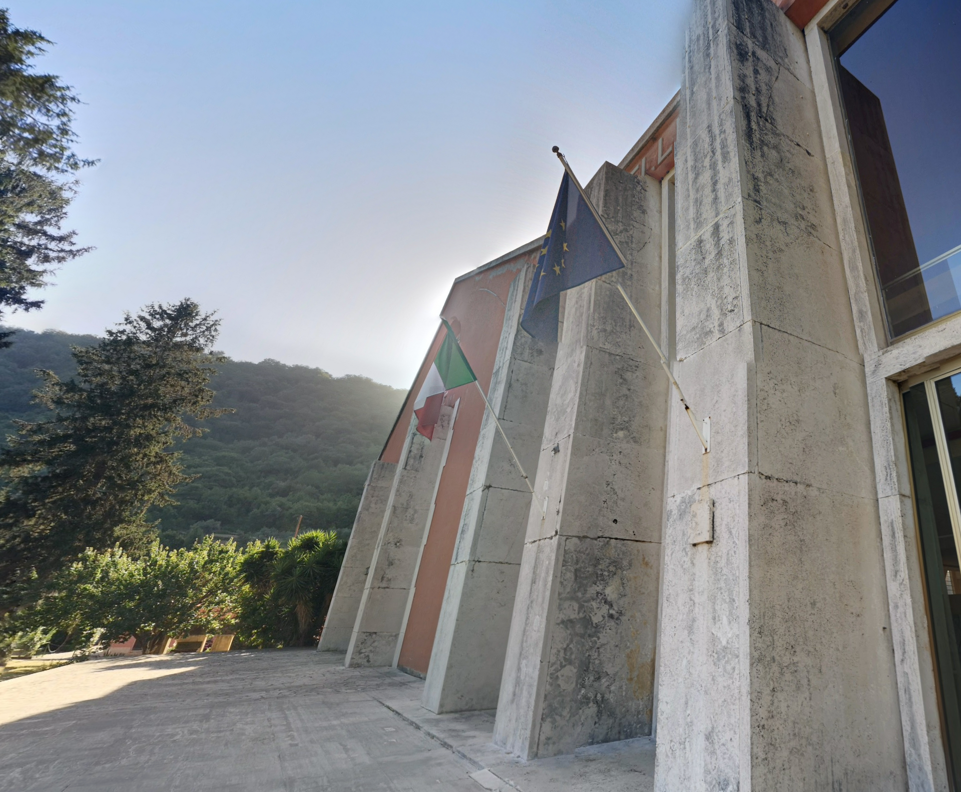 Museo delle Navi Romane by Google Earth