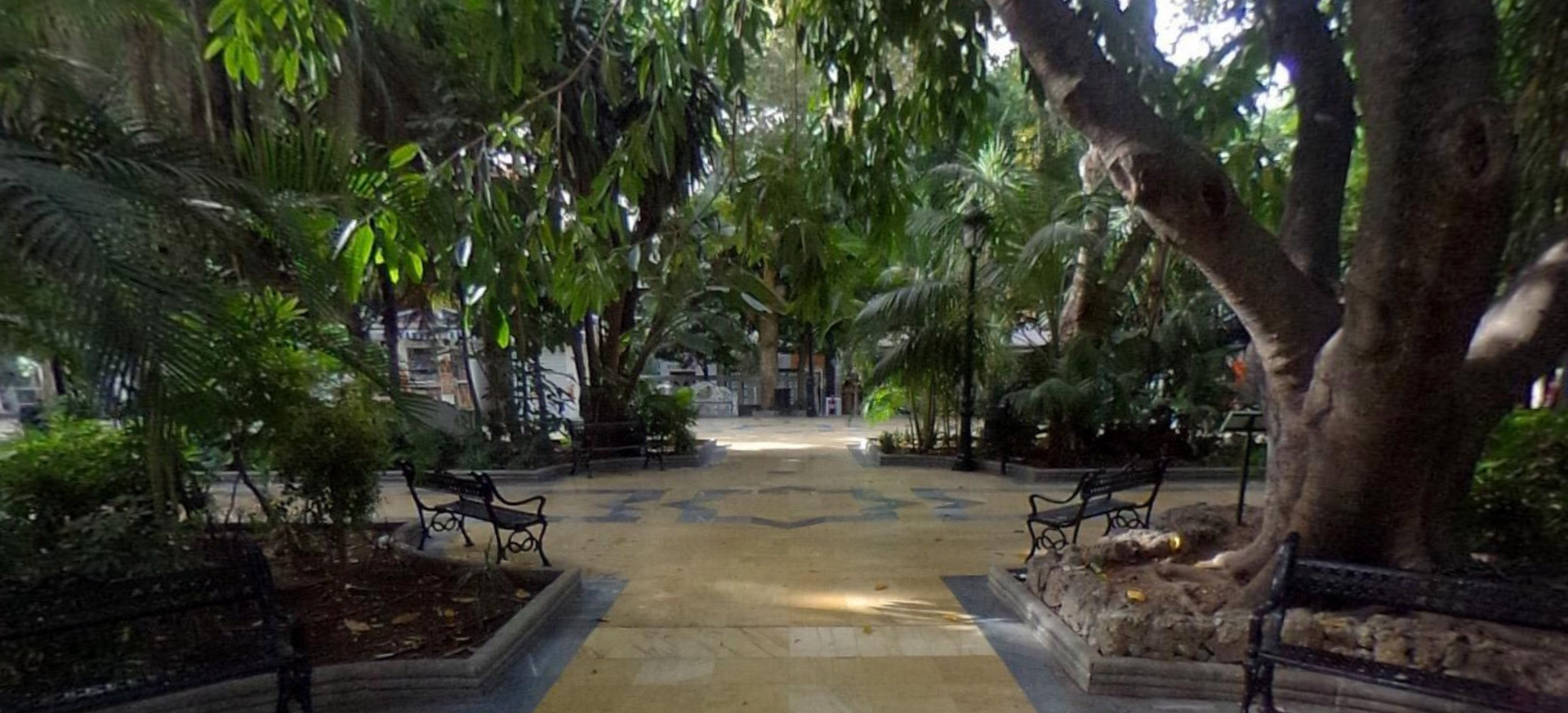 Parque de la Alameda by Google Earth