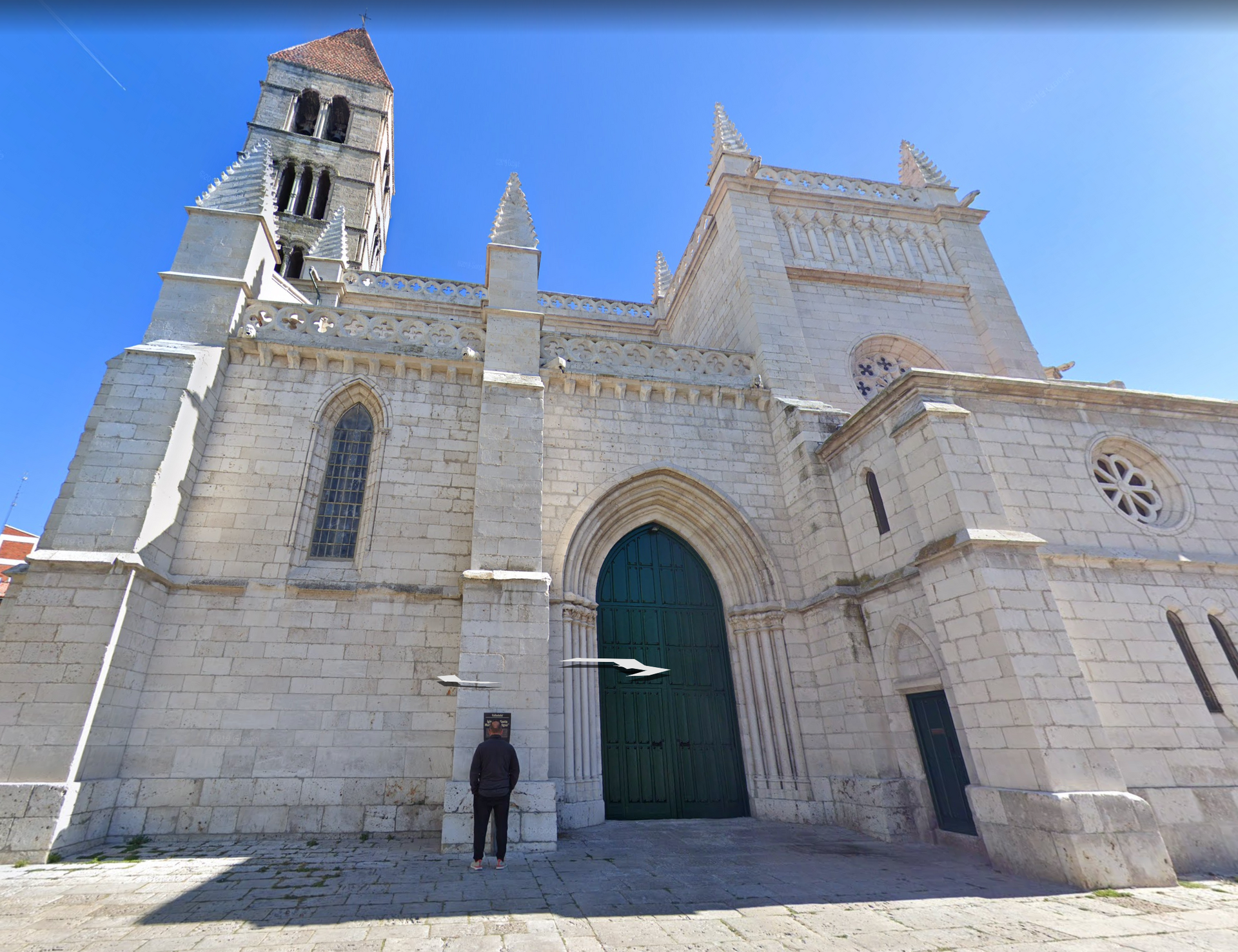 Parroquia Santa María de la Antigua by Google Earth