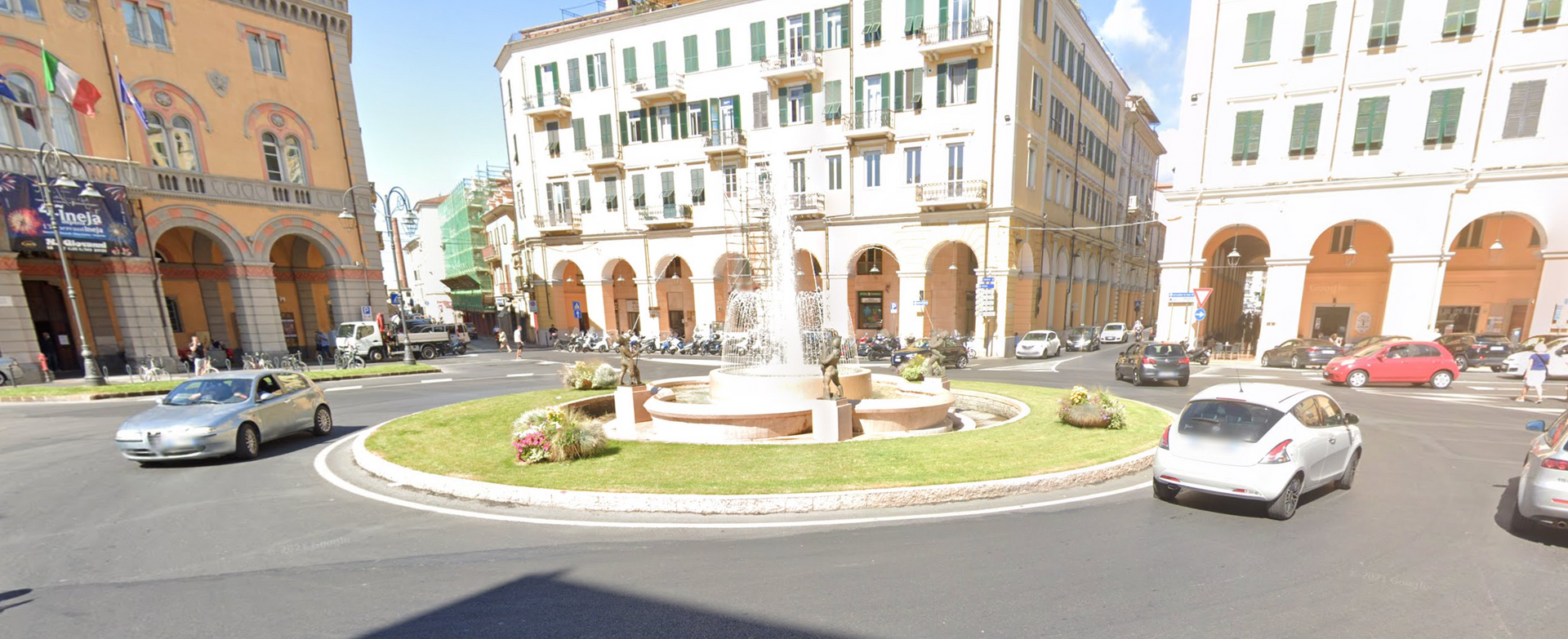 Piazza Dante by Google Earth