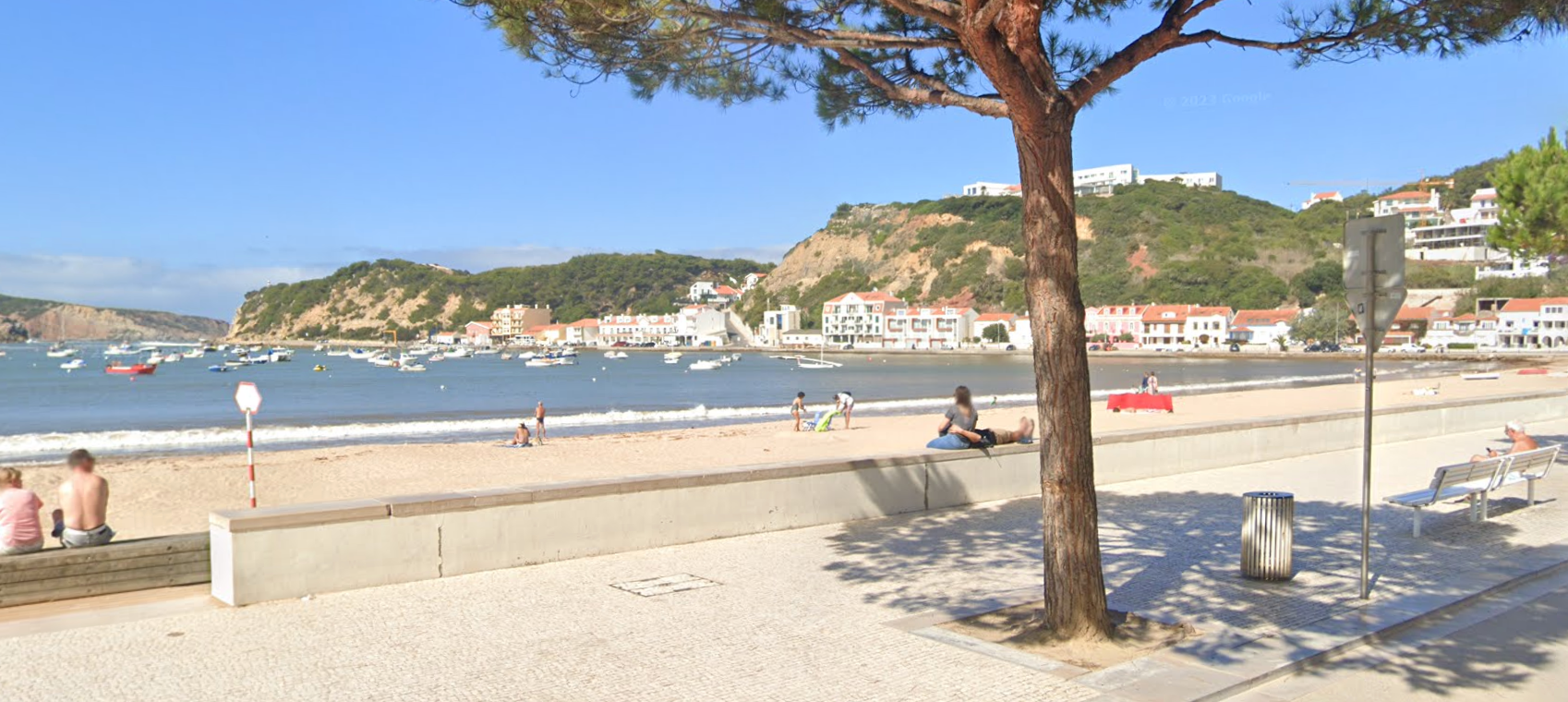 São Martinho do Porto by Google Earth