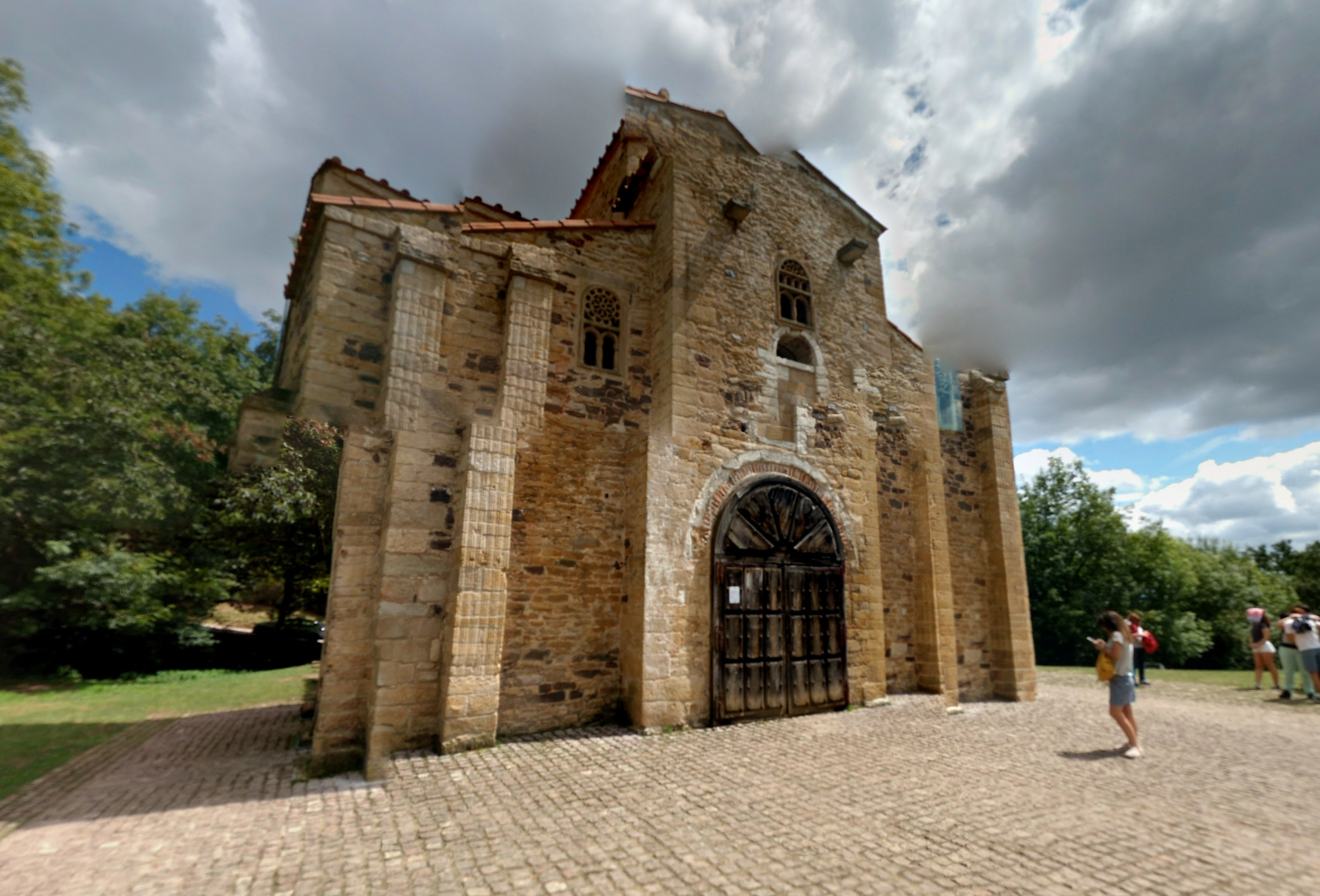 San Miguel de Lillo churches by Google Earth
