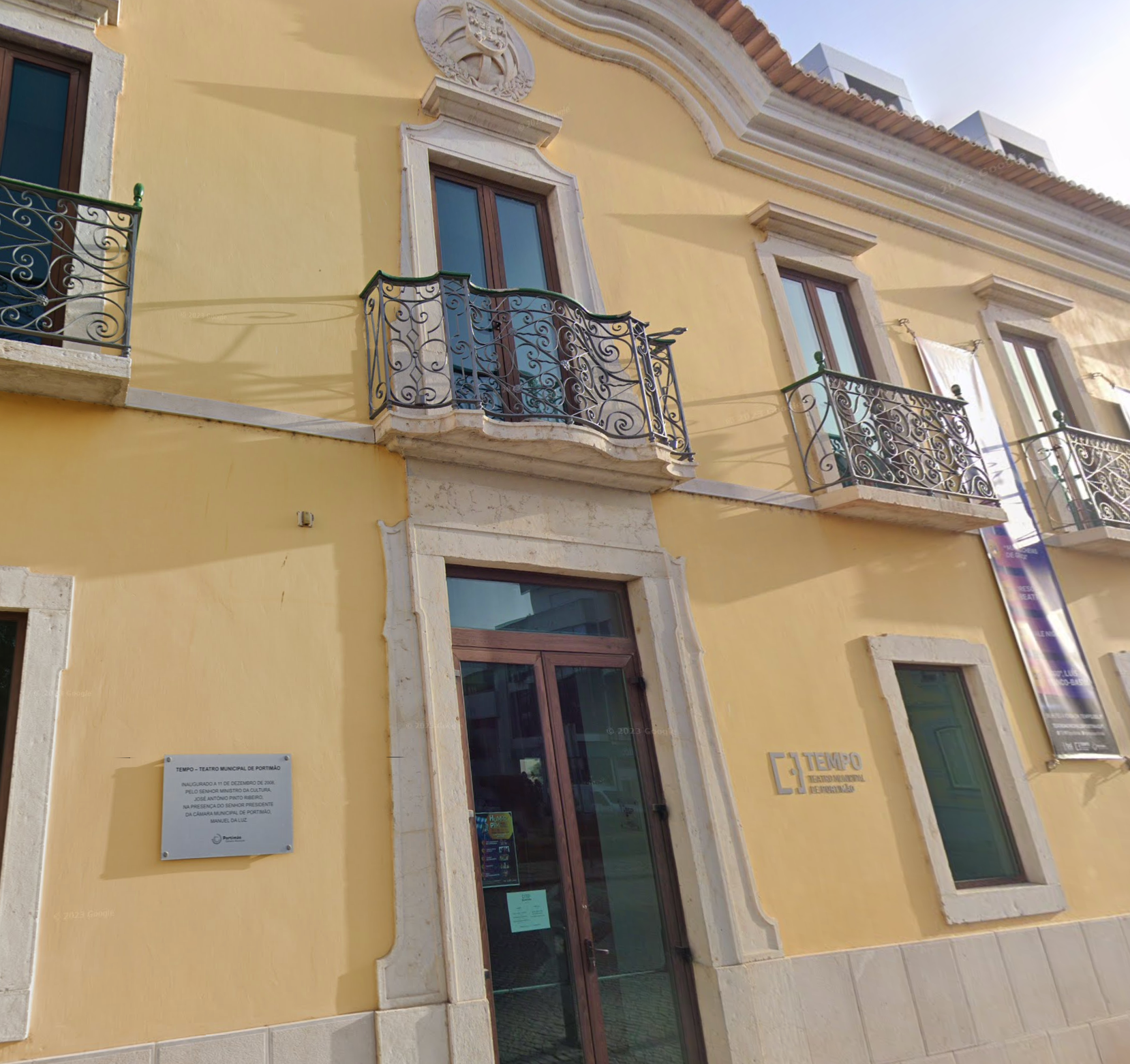 TEMPO - Teatro Municipal de Portimão and Arte Algarve by Google Earth