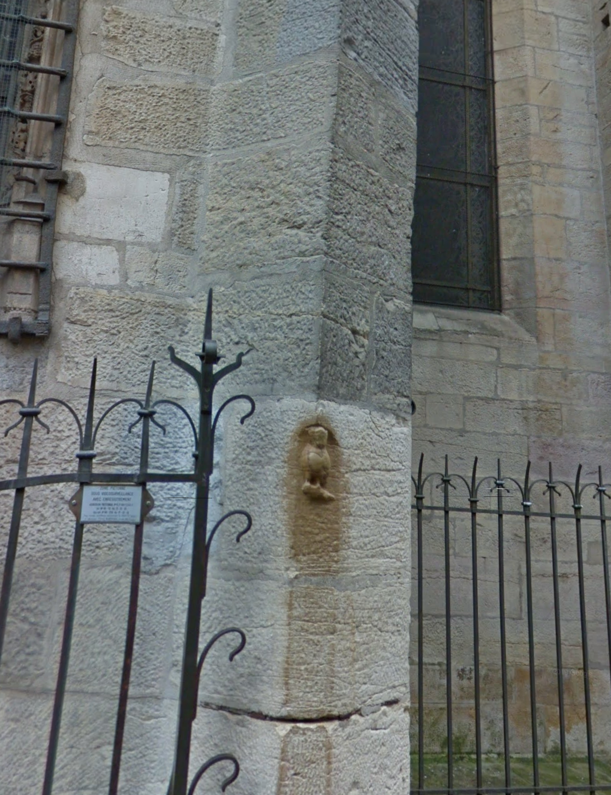 The Owl of Dijon by Google Earth