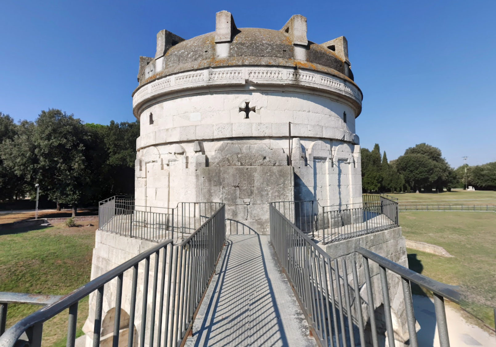 Theodoric’s Tomb by Google Earth