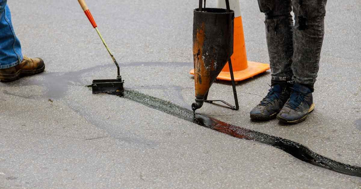 Crack Filling Solutions for Long-lasting Pavements in Chicago