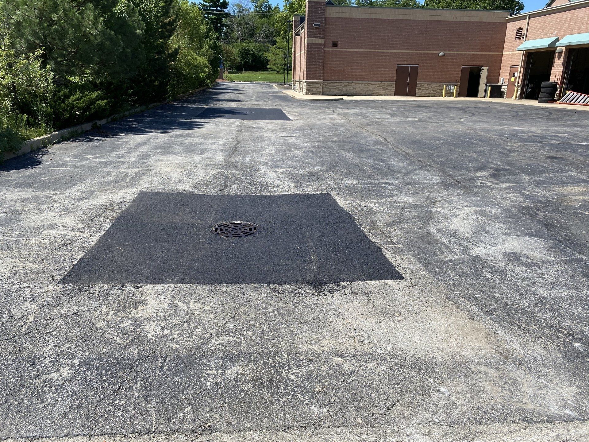 Asphalt paving and sewer repair services in Chicago