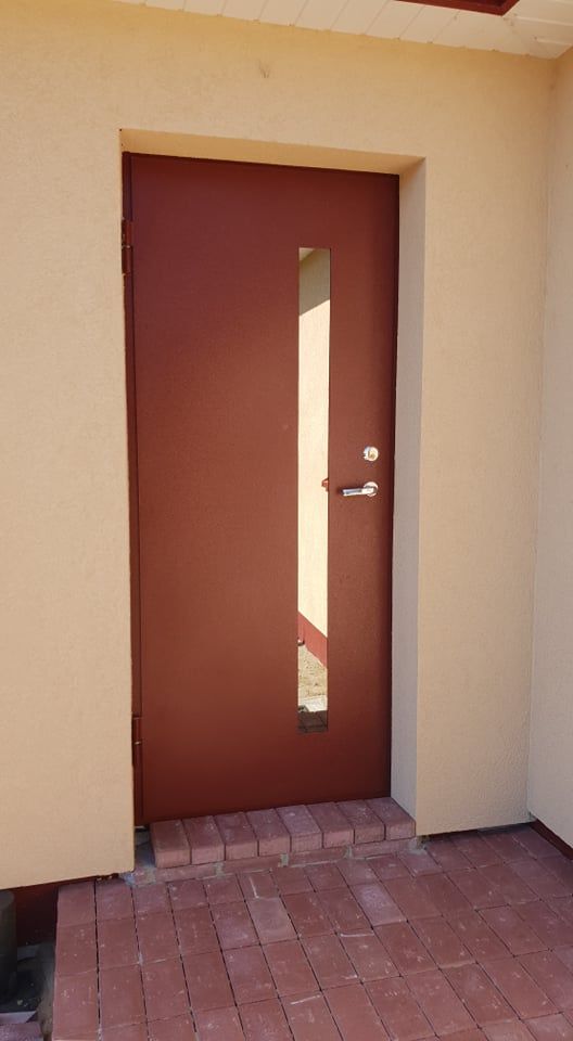 Lauko, šarvo, plastikinės durys