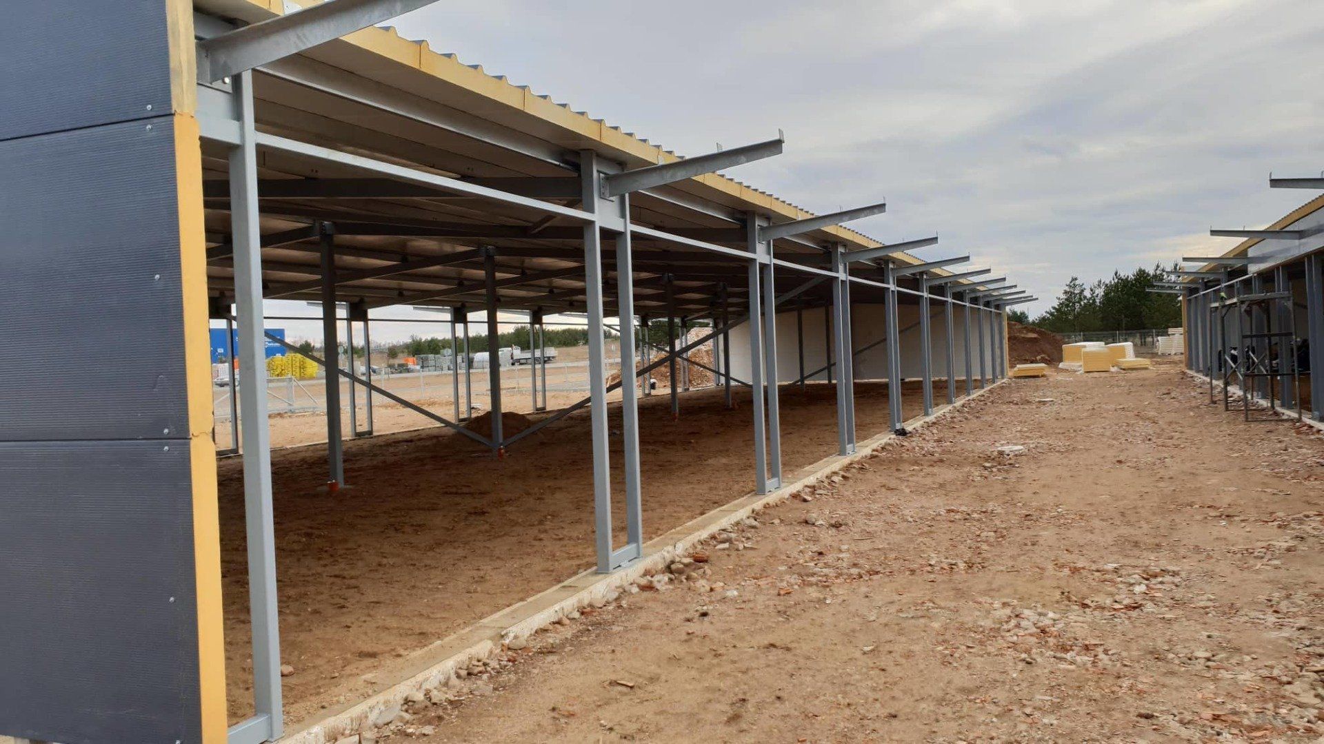 Moduliniai lengvos konstrukcijos pastatai