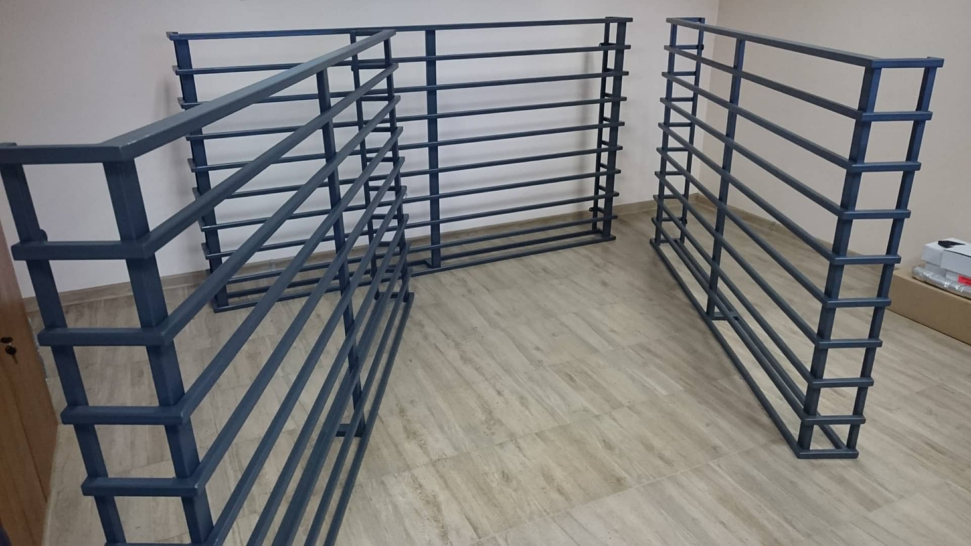 Prancūziški balkonų turėklai