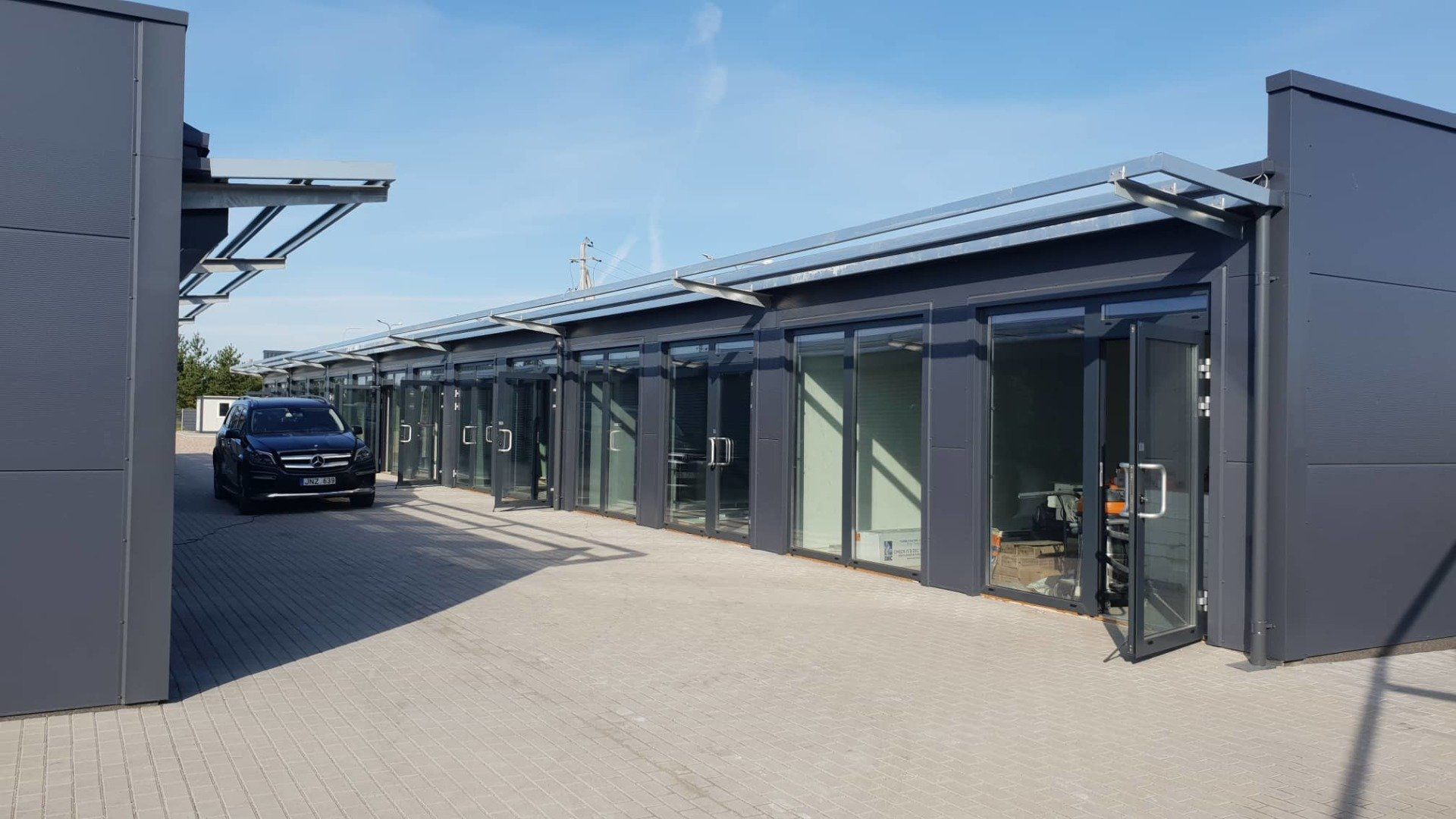 Moduliniai lengvos konstrukcijos pastatai