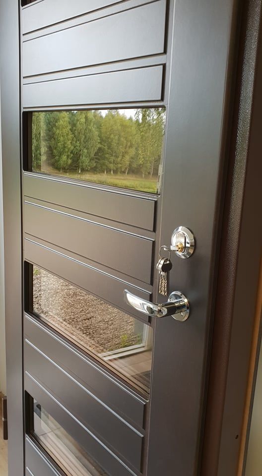 Lauko, šarvo, plastikinės durys