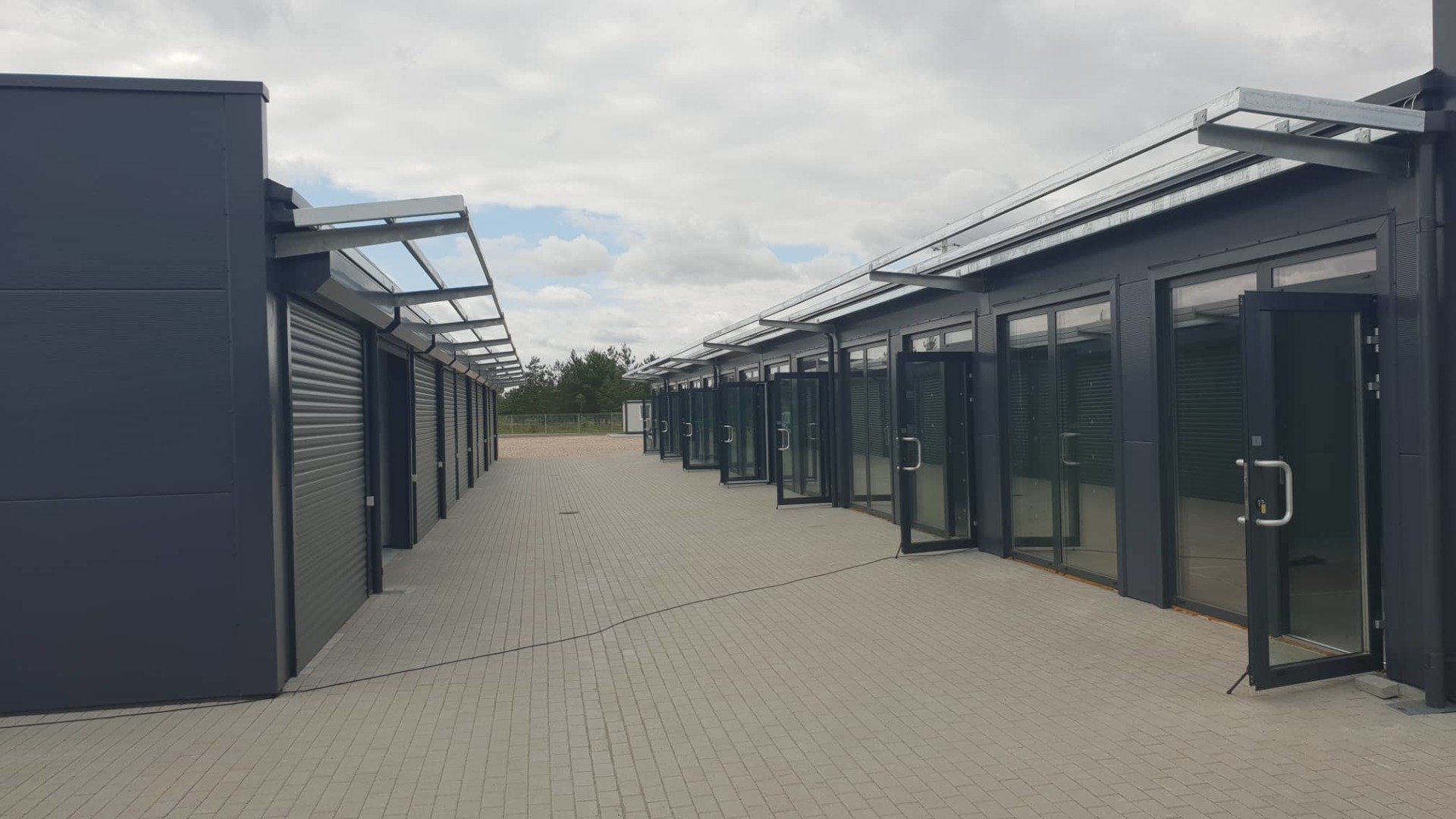 Moduliniai lengvos konstrukcijos pastatai