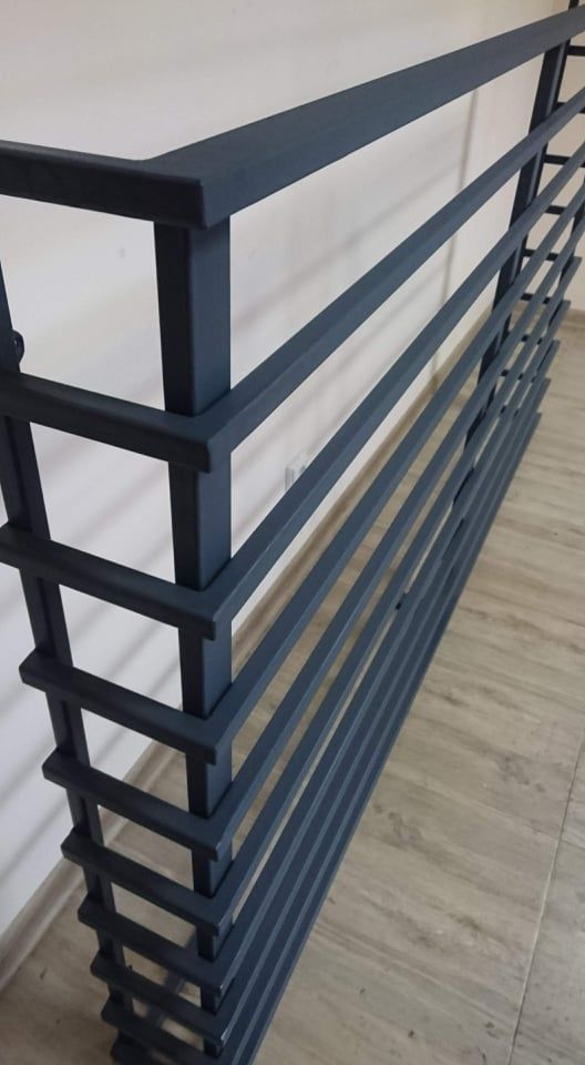 Prancūziški balkonų turėklai