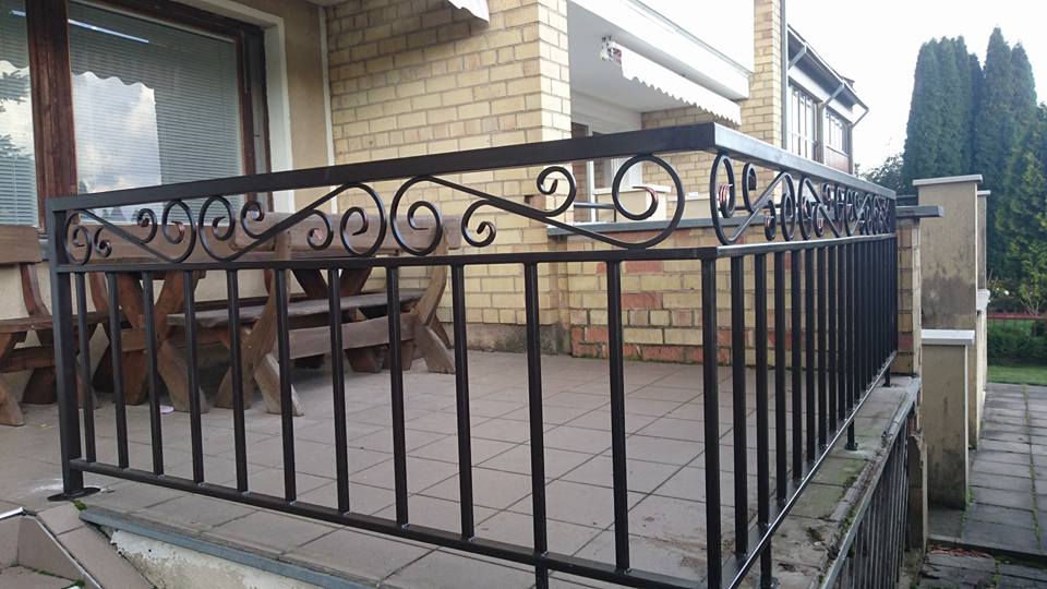 Metaliniai turėklai