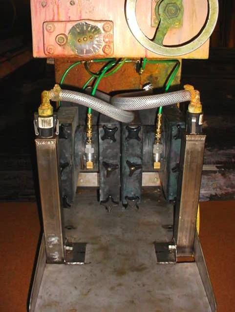 Installed Quick Change
dual air pump system