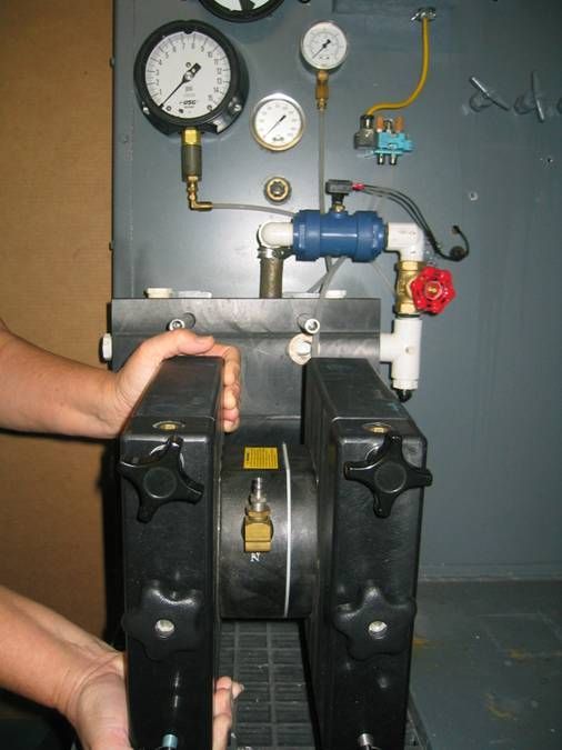 Step 5: Slide spare pump onto guides (5 seconds)