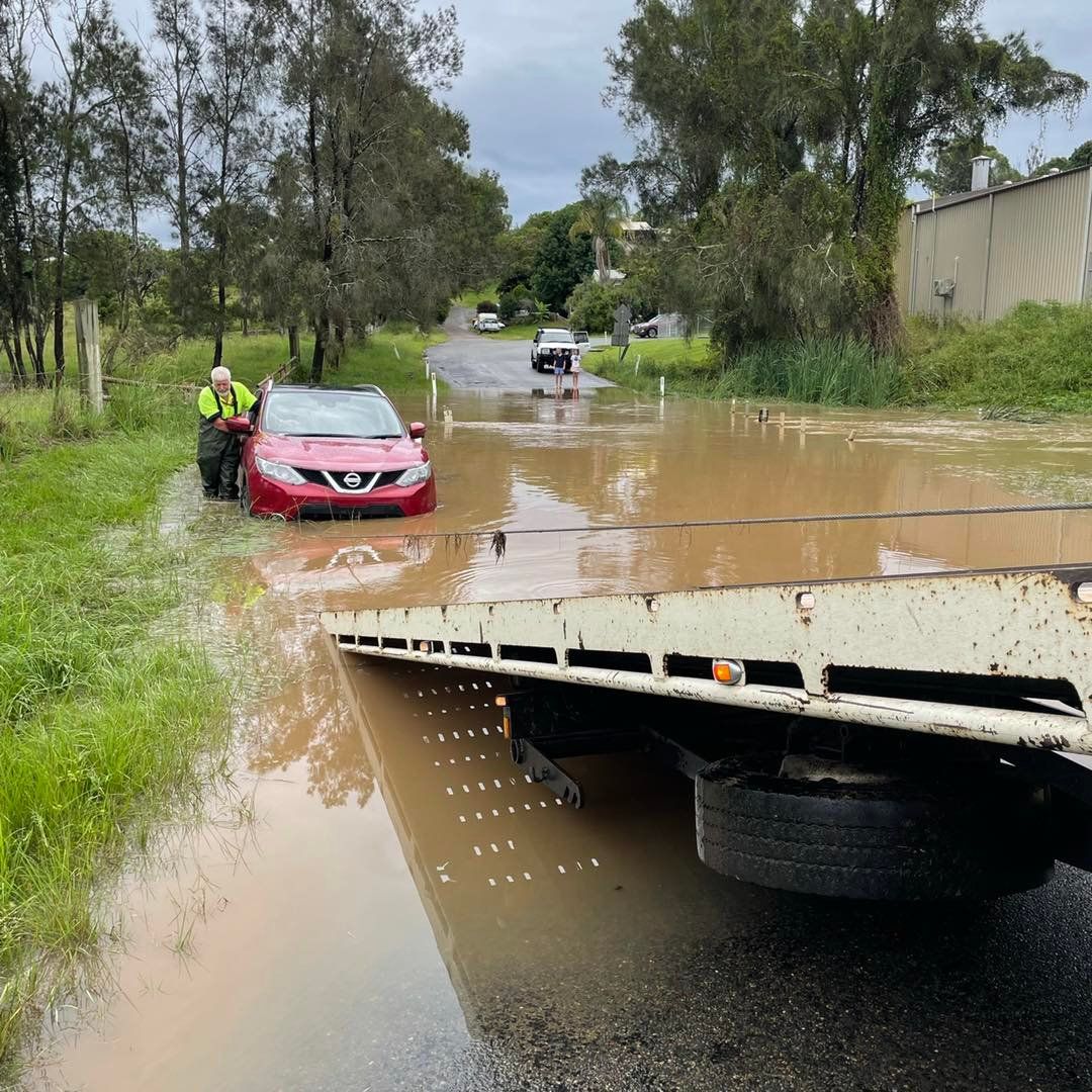 Heavy Vehicle Towing - Tow Truck in Grafton, NSW