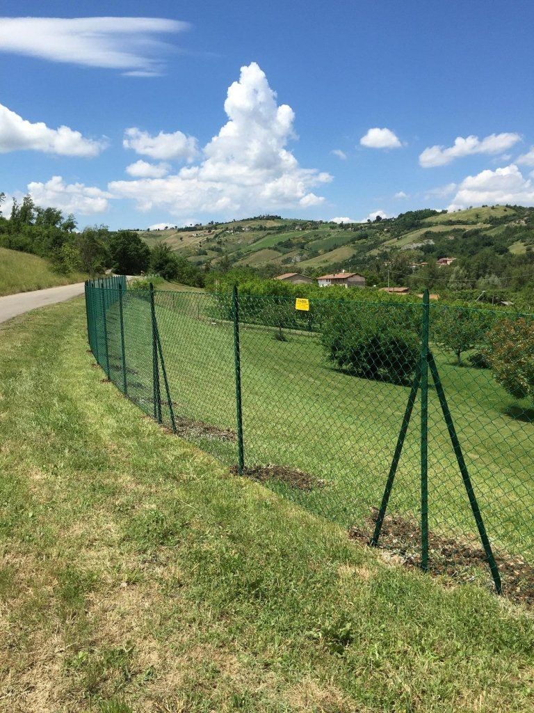 Recinzione in rete di metallo per edilizia