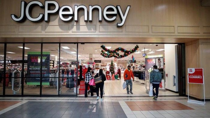 Water tower overlooking downtown Dayton