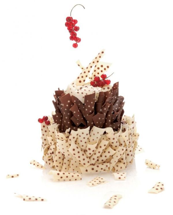 Dolce con scaglie di cioccolato