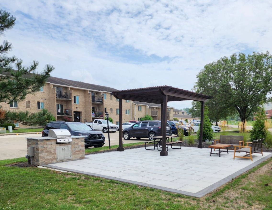 Image of the grilling and picnic area