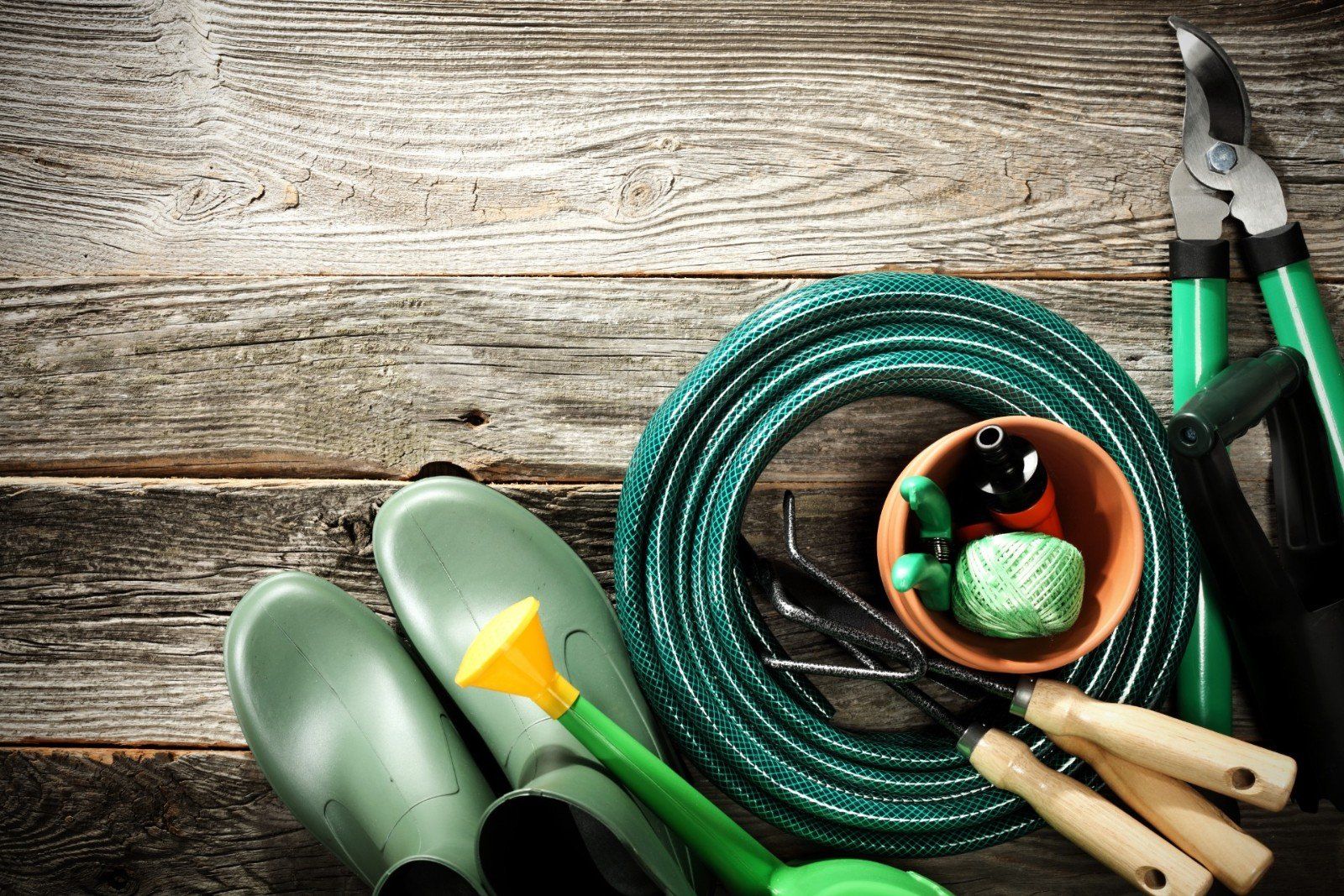 Attrezzi per la cura del giardino